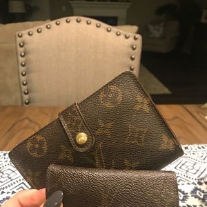 Authentic Louis Vuitton kisslock wallet